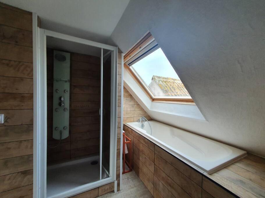 Charmant Appartement Proche Commerces Et Plages Guilvinec Bagian luar foto